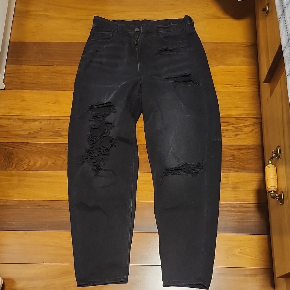 American Eagle Black Distressed Jeans
